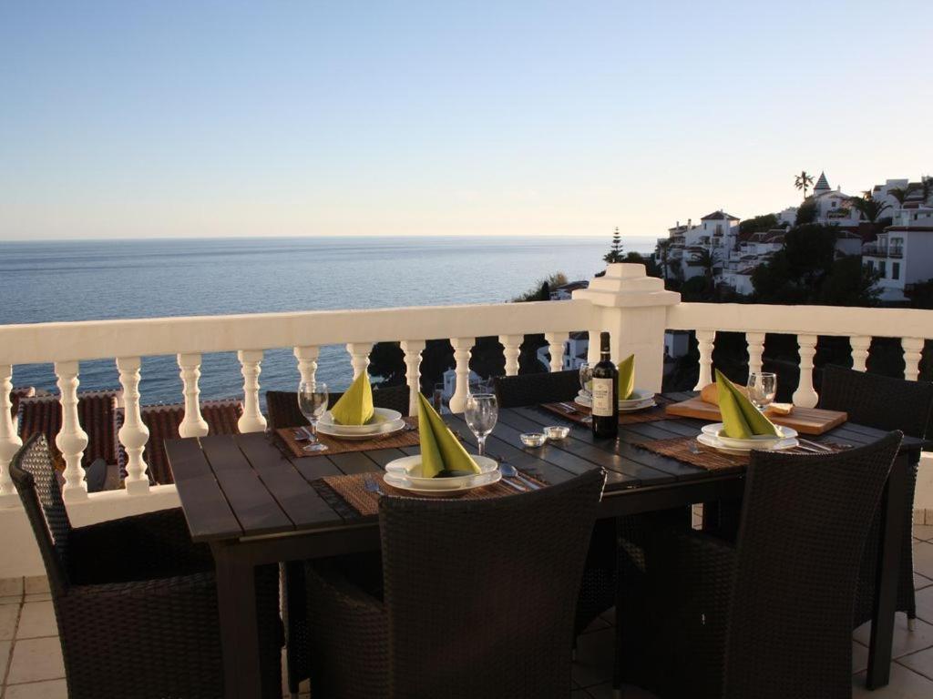 Casa Mila, Ladera Del Mar, Nerja Apartment ภายนอก รูปภาพ